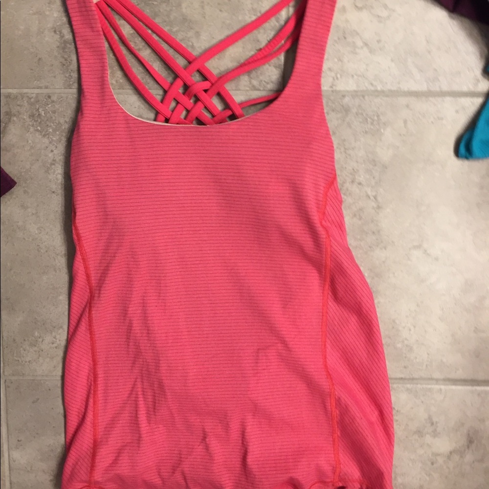 Lululemon free to be Wild tank top